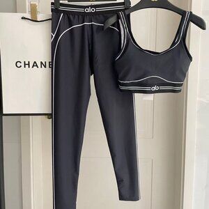 Alo Yoga Color Block Striped Backless Bra + High-Waisted Leggings Two-Piece Set